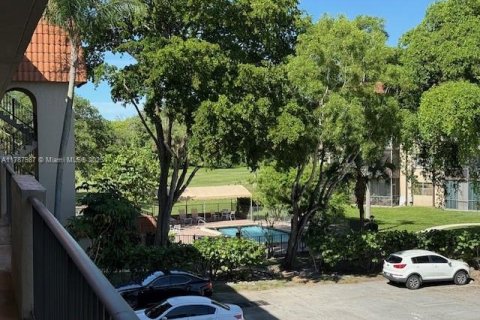 Снять в аренду кондоминиум в Лодерхилл, Флорида 2 спальни, 104.98м2, № 1962970 - фото 28