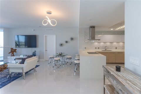 Apartamento en alquiler en North Miami Beach, Florida, 2 dormitorios, 168.8 m2 № 2054645 - foto 27