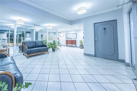 Copropriété à vendre à Lauderhill, Floride: 1 chambre, 86.21 m2 № 2044382 - photo 23