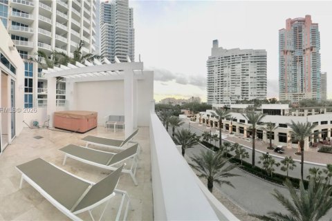 Condominio en alquiler en Miami Beach, Florida, 2 dormitorios, 147.16 m2 № 2006653 - foto 26