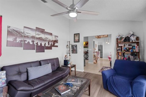 Casa en venta en Clermont, Florida, 3 dormitorios, 171.5 m2 № 1881293 - foto 8