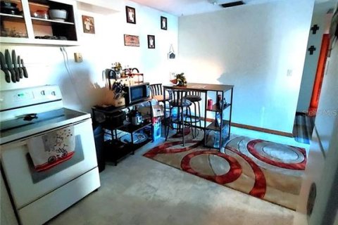 Immobilier commercial à vendre à DeLand, Floride: 3 chambres, 127.83 m2 № 2129571 - photo 4