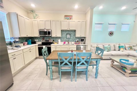 Villa ou maison à vendre à Kissimmee, Floride: 4 chambres, 130.99 m2 № 2306748 - photo 14