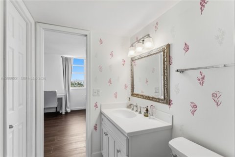 Copropriété à vendre à North Miami Beach, Floride: 1 chambre, 65.96 m2 № 2377372 - photo 20