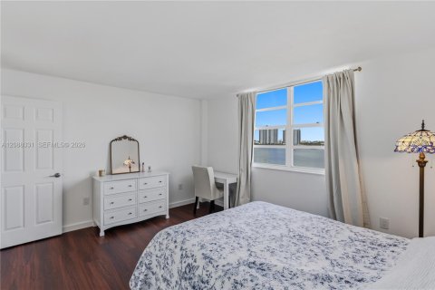 Copropriété à vendre à North Miami Beach, Floride: 1 chambre, 65.96 m2 № 2377372 - photo 21