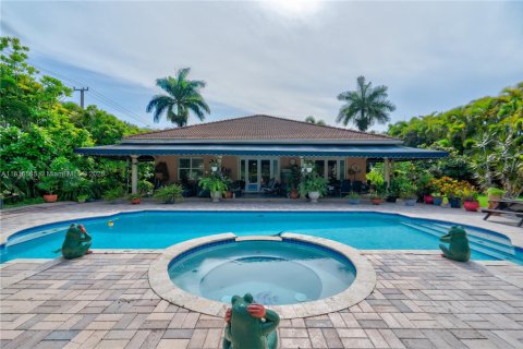 House in Miami, Florida 4 bedrooms, 170.38 sq.m. № 1770433 - photo 20