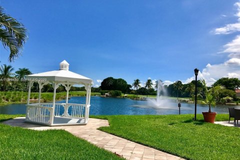 Adosado en alquiler en Doral, Florida, 3 dormitorios, 113.25 m2 № 2044750 - foto 13