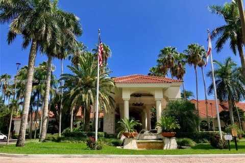 Adosado en alquiler en Doral, Florida, 3 dormitorios, 113.25 m2 № 2044750 - foto 8