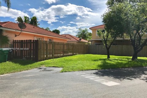Adosado en alquiler en Doral, Florida, 3 dormitorios, 113.25 m2 № 2044750 - foto 3