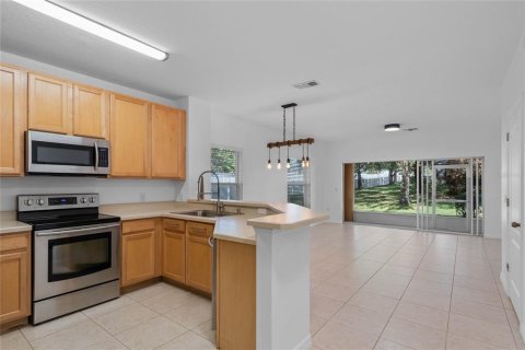 Townhouse in Davenport, Florida 2 bedrooms, 128.02 sq.m. № 1916329 - photo 6