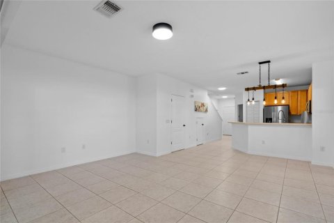 Touwnhouse à louer à Davenport, Floride: 2 chambres, 128.02 m2 № 1916329 - photo 5