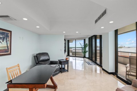Condominio en venta en North Palm Beach, Florida, 3 dormitorios, 318.56 m2 № 2260162 - foto 20