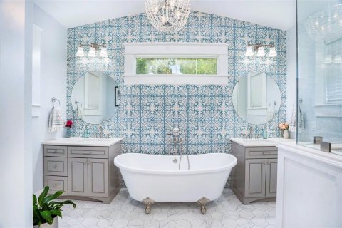Casa en venta en Tampa, Florida, 3 dormitorios, 189.52 m2 № 1877389 - foto 2
