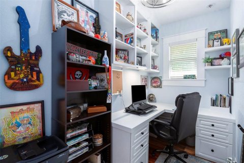 Casa en venta en Tampa, Florida, 3 dormitorios, 189.52 m2 № 1877389 - foto 24