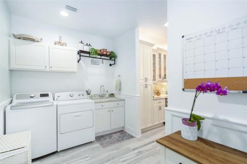 Casa en venta en Tampa, Florida, 3 dormitorios, 189.52 m2 № 1877389 - foto 18