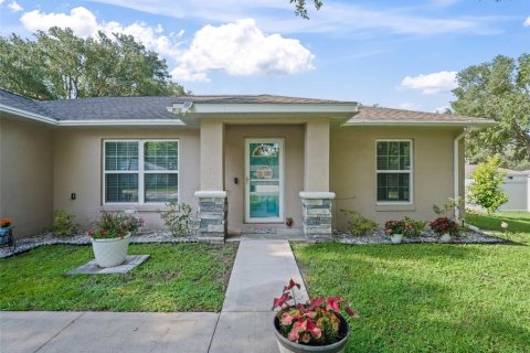House in Summerfield, Florida 3 bedrooms, 148.36 sq.m. № 1746355 - photo 6