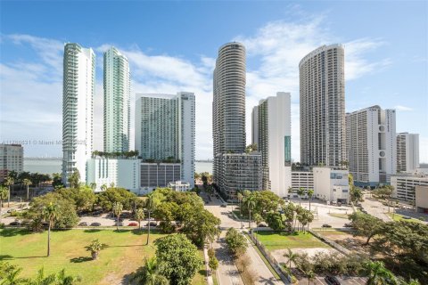 Condominio en venta en Miami, Florida, 3 dormitorios, 122.45 m2 № 1942620 - foto 28