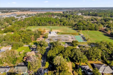 Casa en venta en Mount Dora, Florida, 3 dormitorios, 115.57 m2 № 1513955 - foto 11