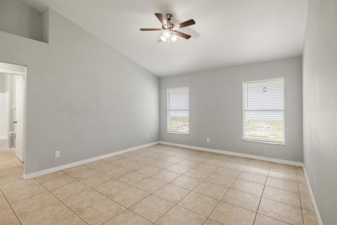 Villa ou maison à vendre à Vero Beach, Floride: 3 chambres, 105.17 m2 № 2389942 - photo 10