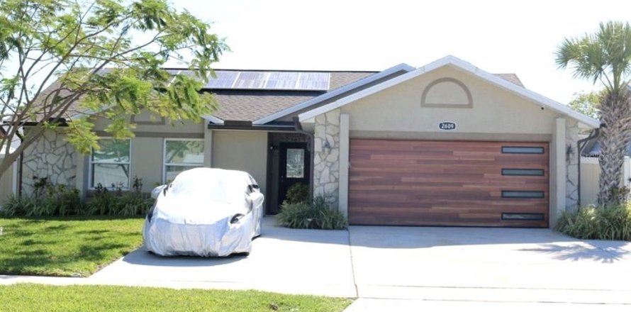 Casa en Kissimmee, Florida 3 dormitorios, 118.91 m2 № 2213436