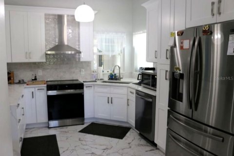 Casa en venta en Kissimmee, Florida, 3 dormitorios, 118.91 m2 № 2213436 - foto 7