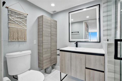 Condo in Aventura, Florida, 1 bedroom  № 1953556 - photo 21