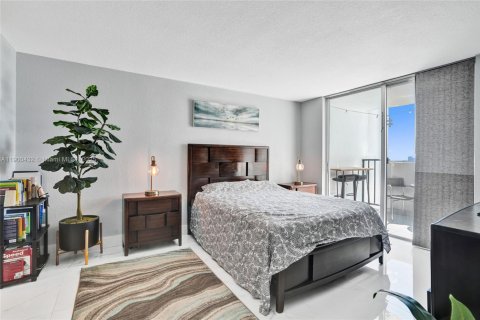 Condo in Aventura, Florida, 1 bedroom  № 1953556 - photo 17