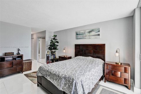 Condo in Aventura, Florida, 1 bedroom  № 1953556 - photo 18