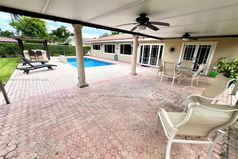 Villa ou maison à vendre à Miami Lakes, Floride: 3 chambres, 224.17 m2 № 1954550 - photo 24
