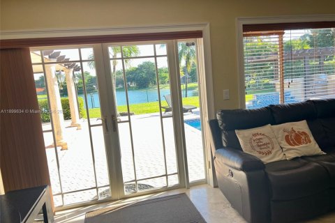 Villa ou maison à vendre à Miami Lakes, Floride: 3 chambres, 224.17 m2 № 1954550 - photo 27