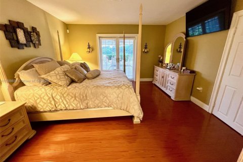 Villa ou maison à vendre à Miami Lakes, Floride: 3 chambres, 224.17 m2 № 1954550 - photo 15