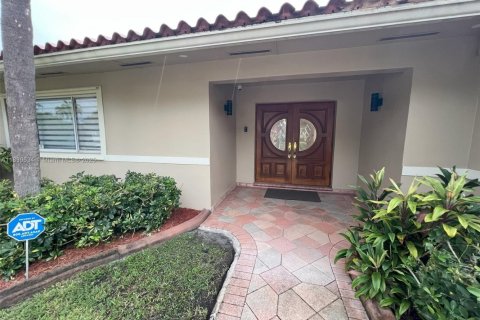 Villa ou maison à vendre à Miami Lakes, Floride: 3 chambres, 224.17 m2 № 1954550 - photo 3