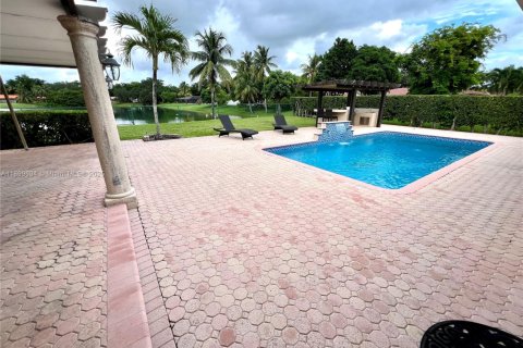 Villa ou maison à vendre à Miami Lakes, Floride: 3 chambres, 224.17 m2 № 1954550 - photo 21