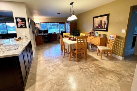 Villa ou maison à vendre à Miami Lakes, Floride: 3 chambres, 224.17 m2 № 1954550 - photo 11