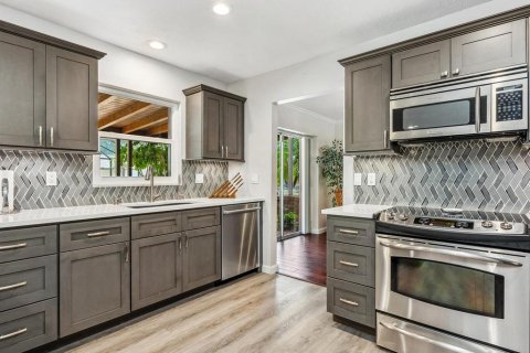 Casa en venta en Sarasota, Florida, 3 dormitorios, 225.47 m2 № 1720416 - foto 13