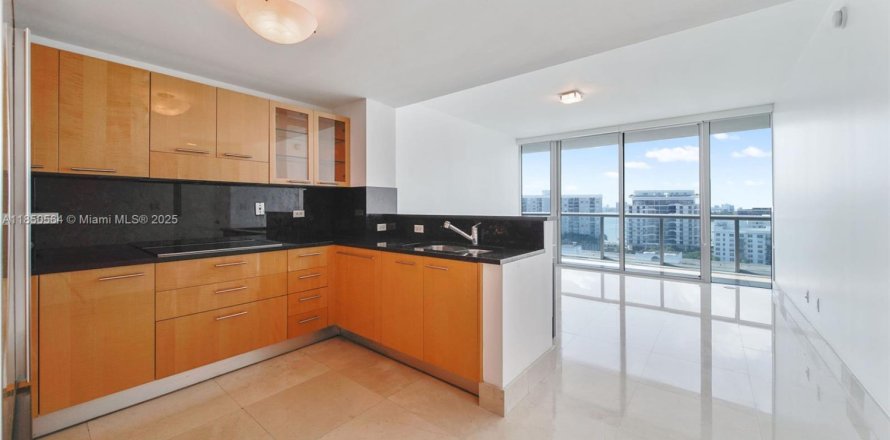 Condo à Miami Beach, Floride, 1 chambre № 1877512