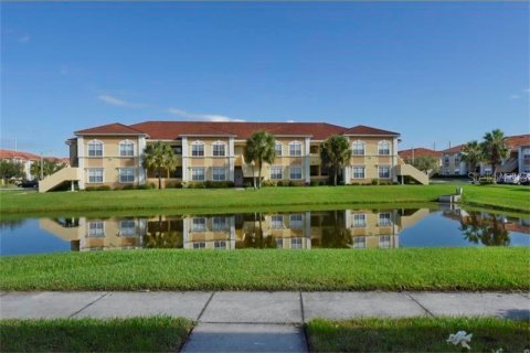 Copropriété à vendre à Sarasota, Floride: 2 chambres, 98.29 m2 № 1721736 - photo 2