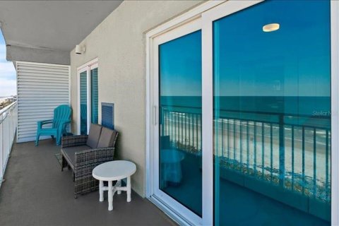 Condo in New Smyrna Beach, Florida, 1 bedroom  № 2238706 - photo 6
