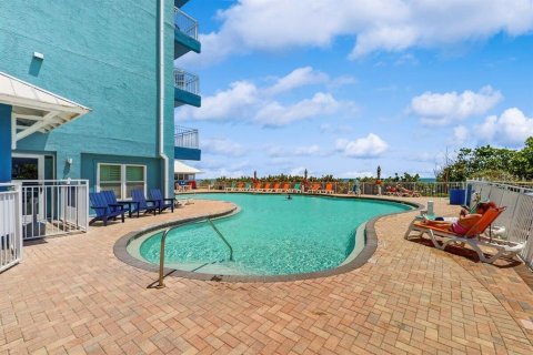 Condo in New Smyrna Beach, Florida, 1 bedroom  № 2238706 - photo 22