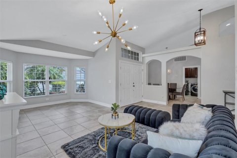 House in Bradenton, Florida 4 bedrooms, 268.95 sq.m. № 1836891 - photo 23