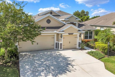House in Bradenton, Florida 4 bedrooms, 268.95 sq.m. № 1836891 - photo 3