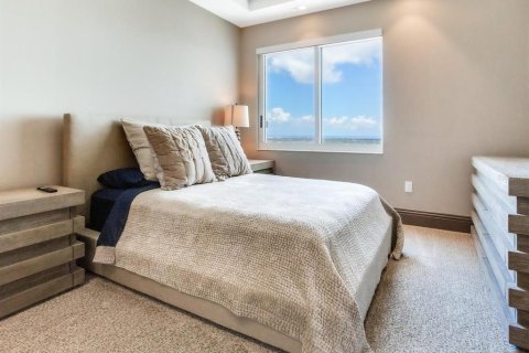 Condo in Tampa, Florida, 5 bedrooms  № 549287 - photo 25