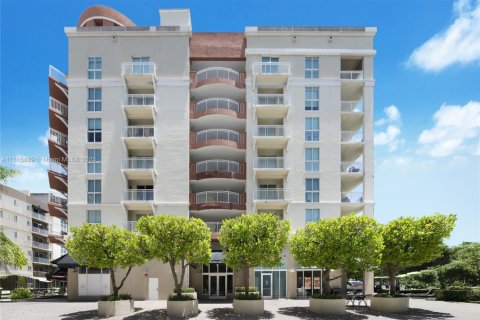 Copropriété à vendre à Miami, Floride: 2 chambres, 112.13 m2 № 1768641 - photo 11