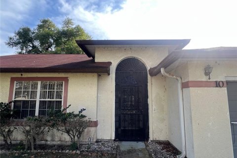 House in Ocala, Florida 3 bedrooms, 213.86 sq.m. № 1575200 - photo 1
