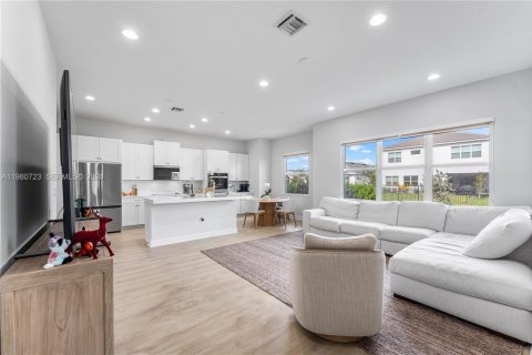 Купить виллу или дом в Уэстлейк, Флорида 3 спальни, 239.59м2, № 2043636 - фото 11