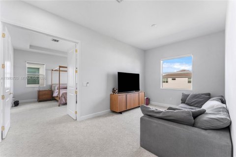 Купить виллу или дом в Уэстлейк, Флорида 3 спальни, 239.59м2, № 2043636 - фото 18