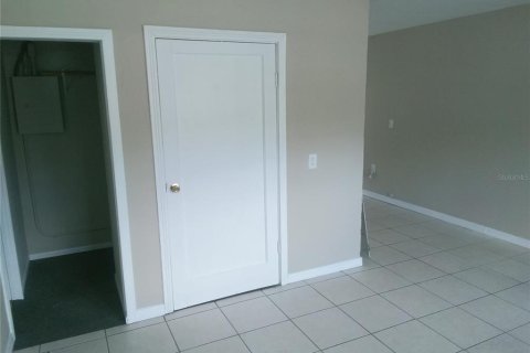 Apartamento en alquiler en Saint Petersburg, Florida, 1 habitación, 41.06 m2 № 1823149 - foto 3