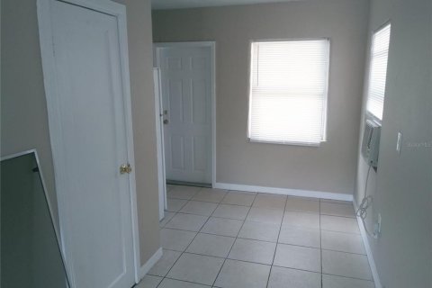 Apartamento en alquiler en Saint Petersburg, Florida, 1 habitación, 41.06 m2 № 1823149 - foto 5
