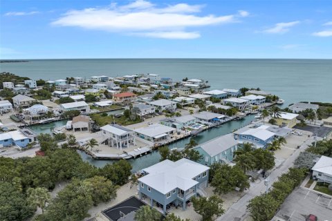 House in Marathon, Florida 2 bedrooms, 87.79 sq.m. № 1990917 - photo 27