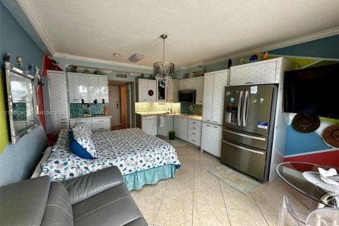Copropriété à vendre à Miami Beach, Floride: 1 chambre, 32.05 m2 № 1999632 - photo 5